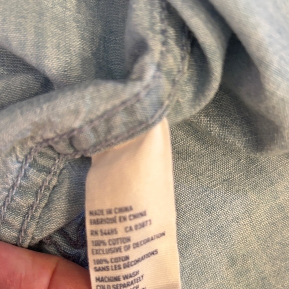 Light Blue Western / equestrian Denim embellished Button-Up Shirt 🤩 - Picture 10 of 10